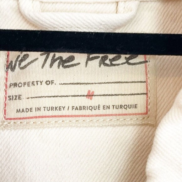 New FREE PEOPLE Women's Jolene Oversized Denim Trucker Jacket in Ecru size M - Picture 9 of 15